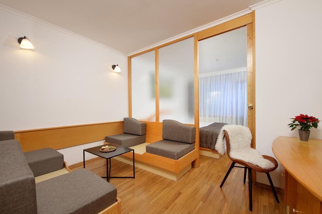 Hotel Planja Zreče エクステリア 写真